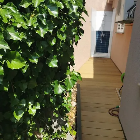 펜션 Kuca Za Odmor Teja 트로기르